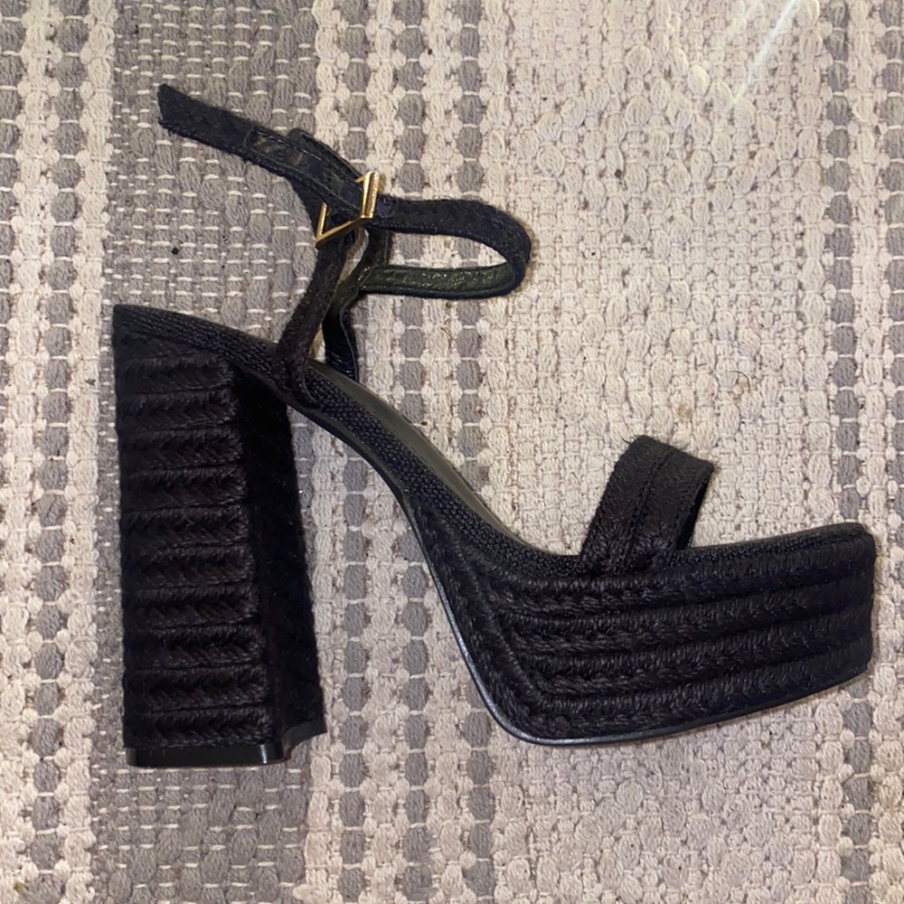 Cape Robbin Platform Heel